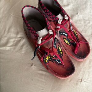 Clarks wallabee evo stranger things dark sand